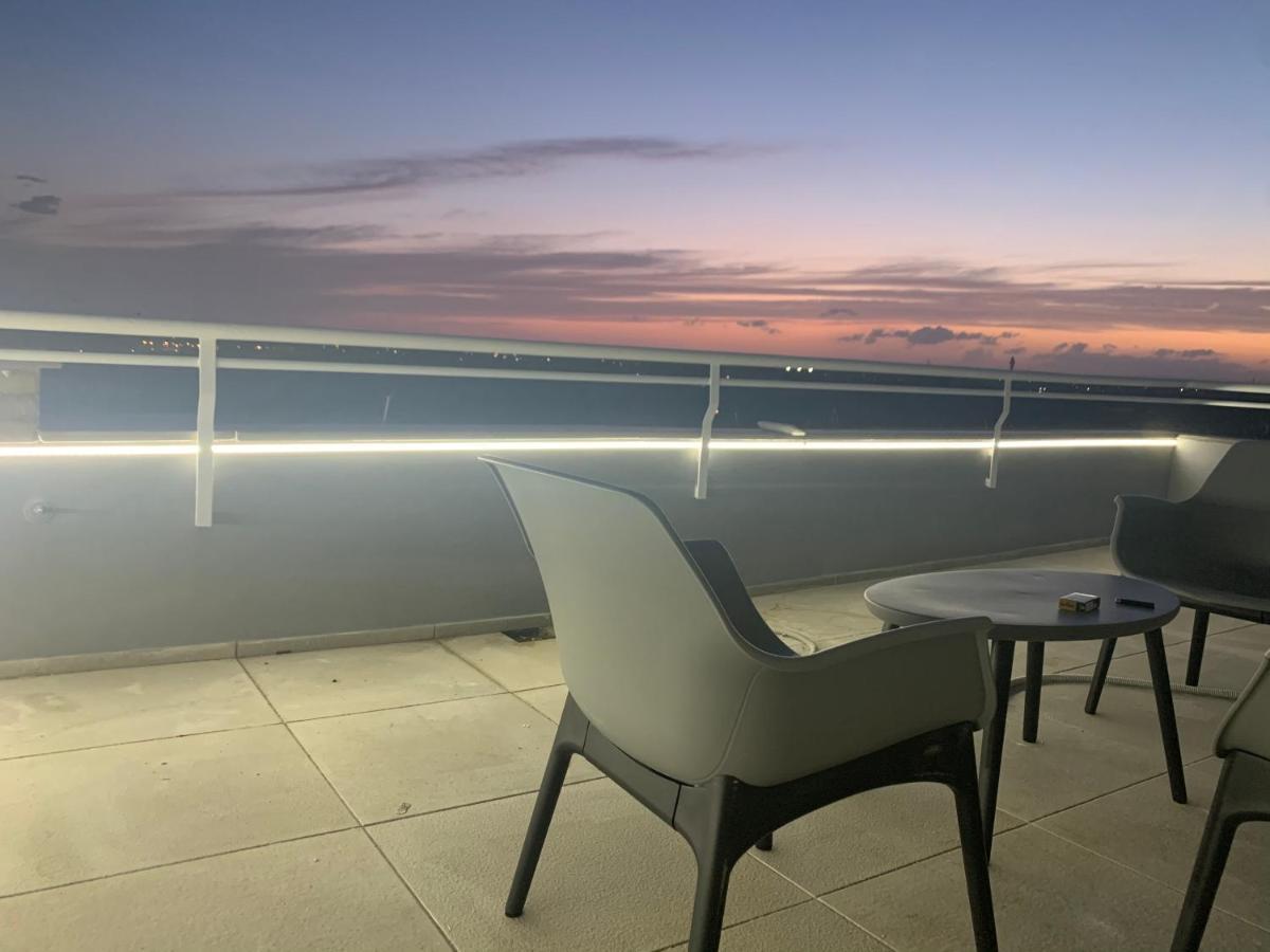 Appartement Penthouse Aureliana Attico Con Piscina A