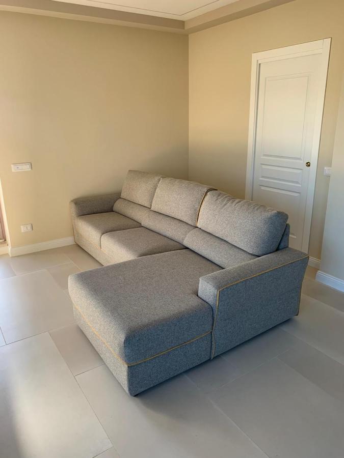 Penthouse Aureliana Attico Con Piscina A Appartement *